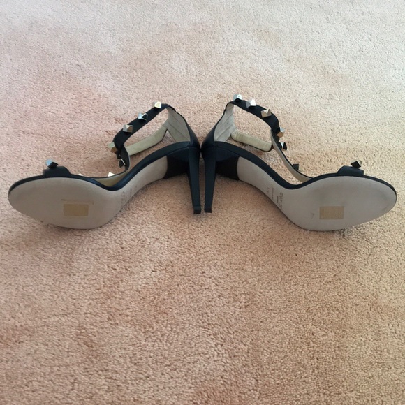 ⭐️HP⭐️JIMMY CHOO Lamba Cube Studded Leather Heels - Picture 6 of 8